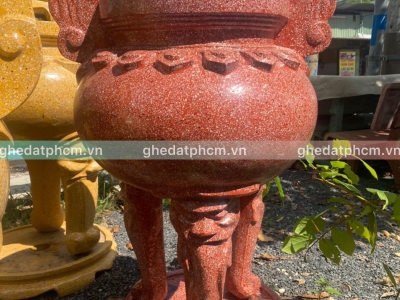 Lư Hương Ngoài Trời – Giải Pháp Tâm Linh Bền Bỉ Cùng Năm Tháng