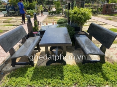 Cách phối màu ghế đá công viên với cảnh quan sân vườn hài hòa