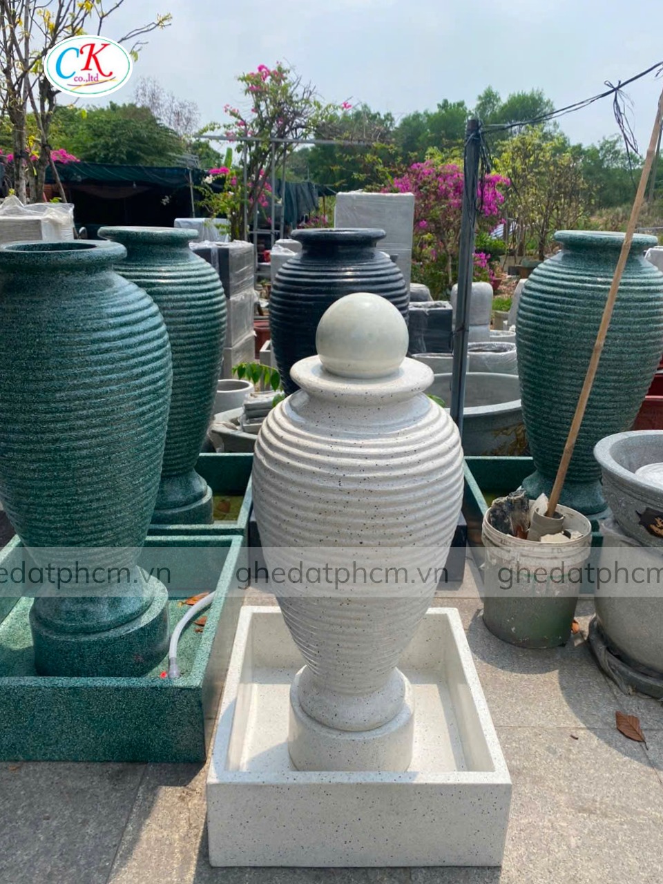 dia-chi-ban-chum-lu-nuoc-tieu-canh-dep