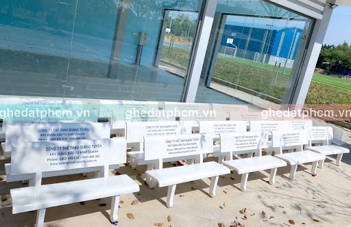 ghe-da-cong-vien-tphcm