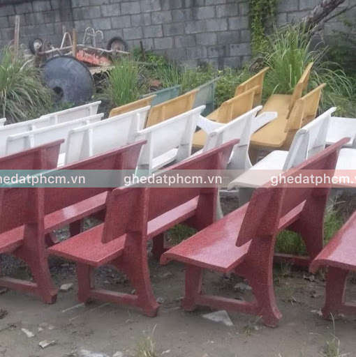 xuong-san-xuat-ghe-da-cong-vien-tphcm