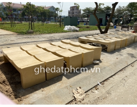 xuong-san-xuat-ghe-da-cong-vien-tphcm
