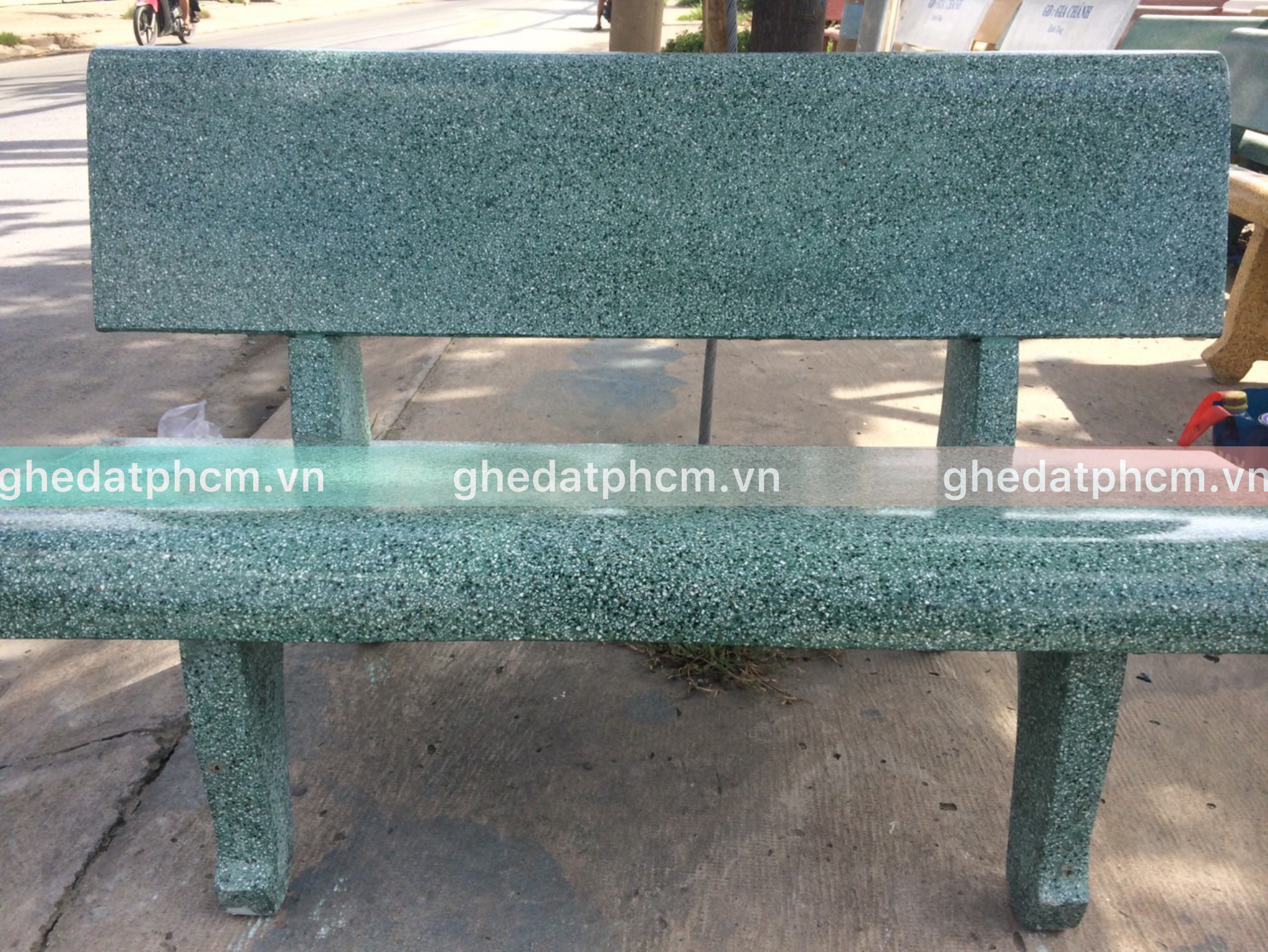 Mua băng ghế đá công viên Bình Dương